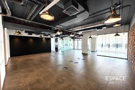 Office for Rent in Business Bay, Dubai - Near Metro | Fitted | Balcony | Prime Location