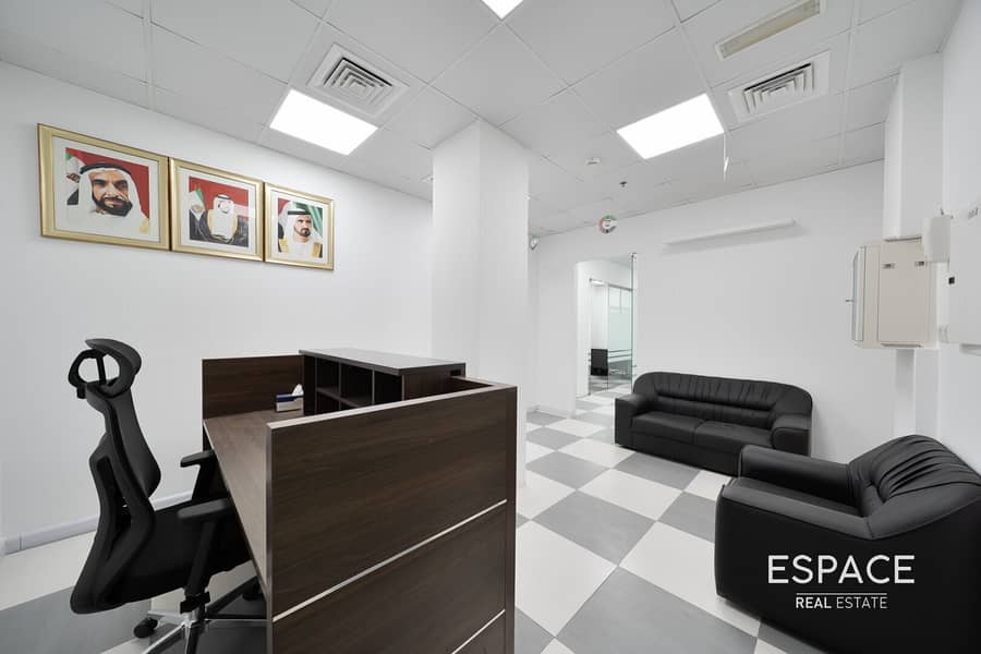 Vacant | Near Metro | High Floor Vacant | Near Metro | High Floor