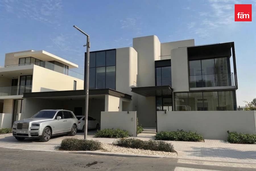 Prestigious Living | Roof Terrace | Lake View Prestigious Living | Roof Terrace | Lake View