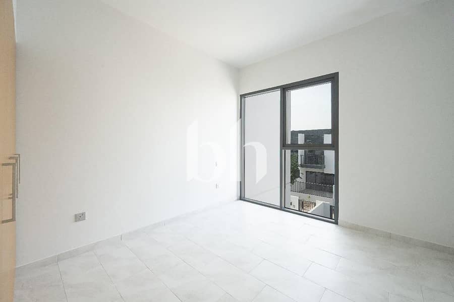 11 images image img