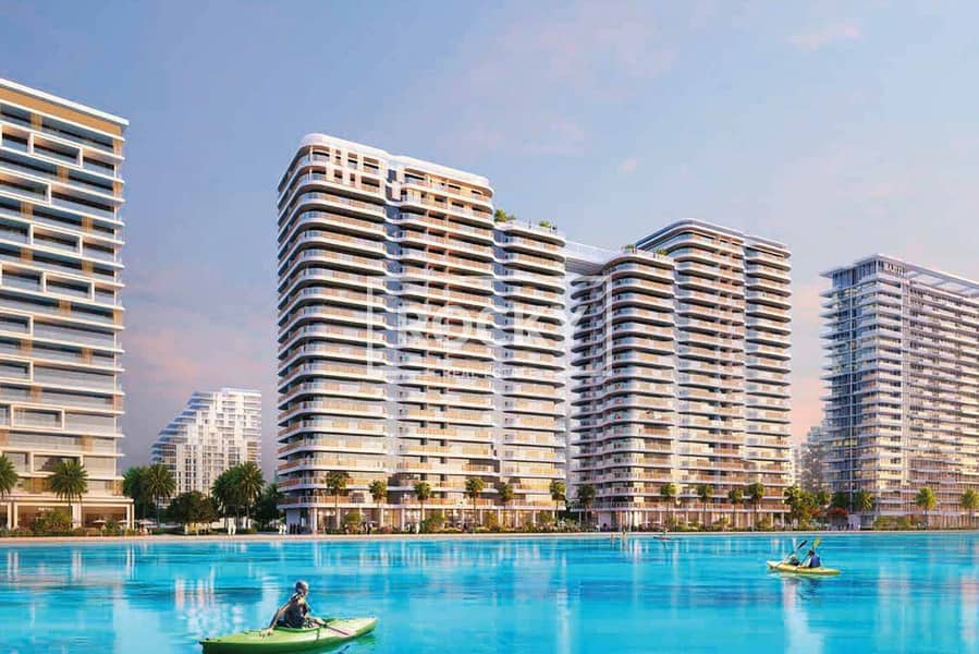 9 Azizi Venice-2. jpg