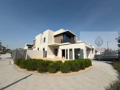 4 Camere Townhouse in vendita a Jebel Ali, Dubai - WhatsApp Image 2026-07-31 at 15.41. 02 (4). jpeg 4 Camere Townhouse in vendita a Jebel Ali, Dubai - WhatsApp Image 2026-07-31 at 15.41. 02 (4). jpeg