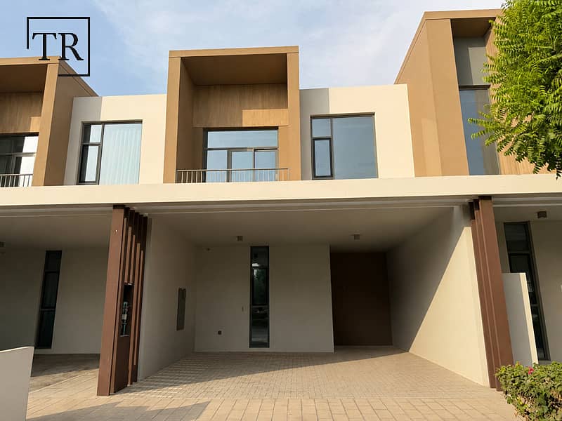 Single Row | Gated Community |Open Views| Maidroom Single Row | Gated Community |Open Views| Maidroom