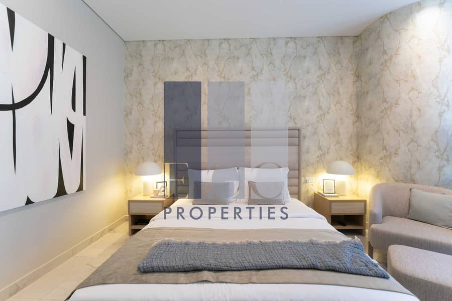 8 Leaf Tower-3BR-Deluxe-12. JPG