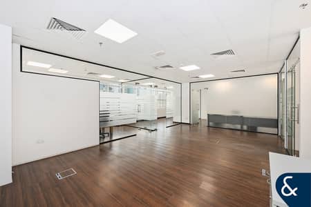 Office for Rent in Jumeirah Lake Towers (JLT), Dubai - Fitted | High Floor | Free Visitor Parking
