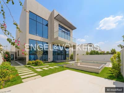 6 Bedroom Villa for Rent in Jumeirah Park, Dubai - Motivated Seller | Multiple Options | Park Backing 6 Bedroom Villa for Rent in Jumeirah Park, Dubai - Motivated Seller | Multiple Options | Park Backing