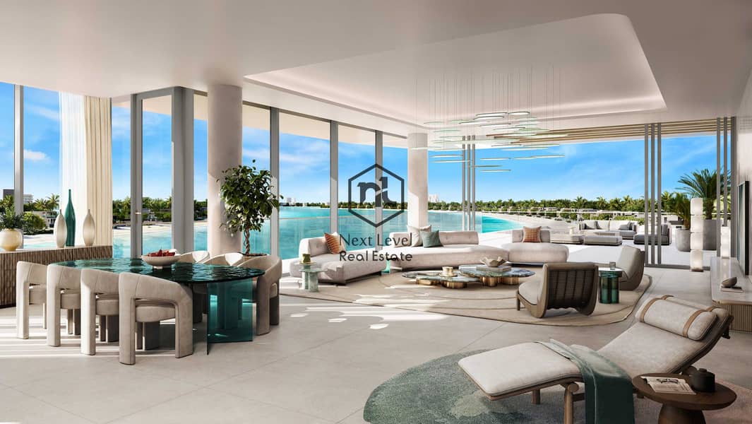2 Palm Central Int 4BR_LivingRoom. jpg