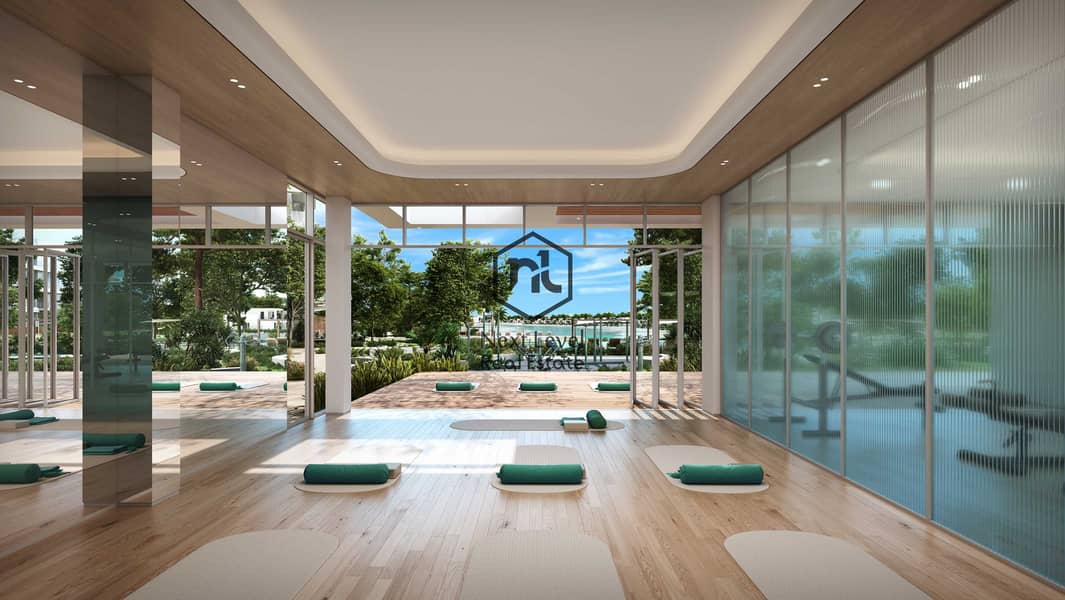 10 Palm Central Yoga. jpg