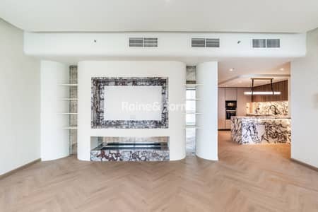 2 Bedroom Flat for Sale in Downtown Dubai, Dubai - Upgraded Unit | High floor | Sea View