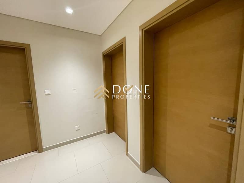 8 c4b26188-8702-4edf-9e75-f3934a37dbcc. jpg
