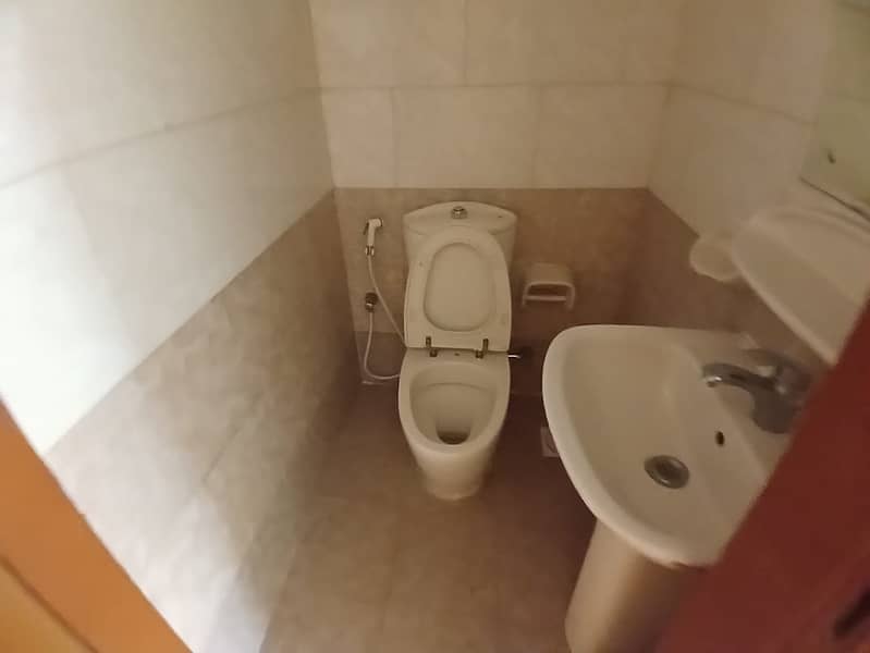10 58447. jpg