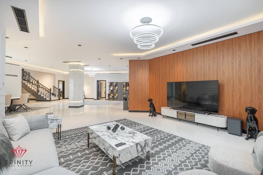 11 10 living area 1.1. jpg