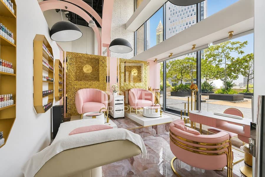 Established Ladies Salon | Vacant | Prime Location Established Ladies Salon | Vacant | Prime Location
