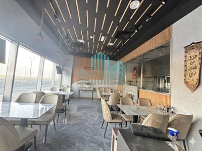 Shop in Affitto a Al Barsha, Dubai - Gemini_Generated_Image_aydwljaydwljaydw. png