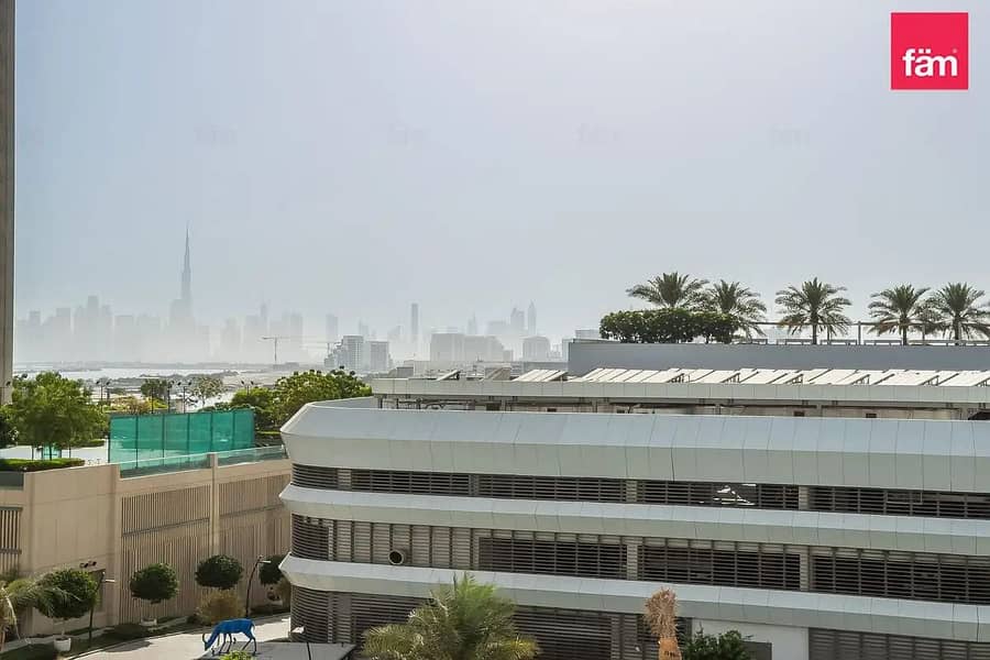 Spacious 3br | Sea View | Burj View Spacious 3br | Sea View | Burj View