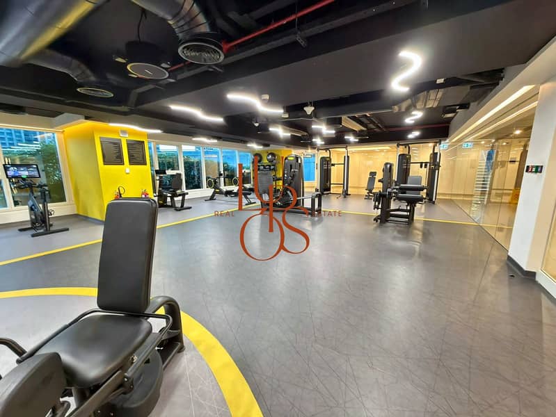18 02_gym_wide_view. jpg