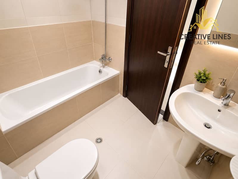 1BHK in Prime Location | Ideal for Bachelors & Company Staff | Bus Stop Below - Image 9