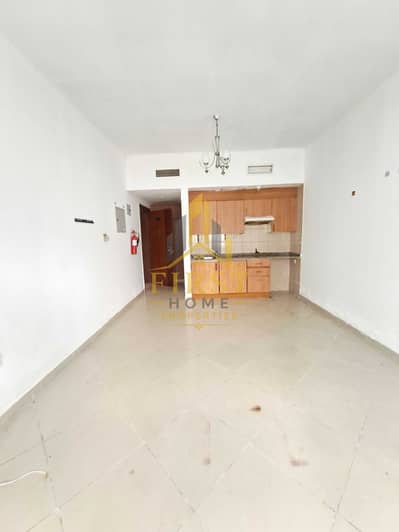 Monolocale in Affitto a Al Majaz, Sharjah - 53681. jpg
