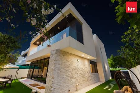 5 Bedroom Villa for Rent in DAMAC Hills, Dubai - Corner 5br / Furnished / Unfurnished / Vacant