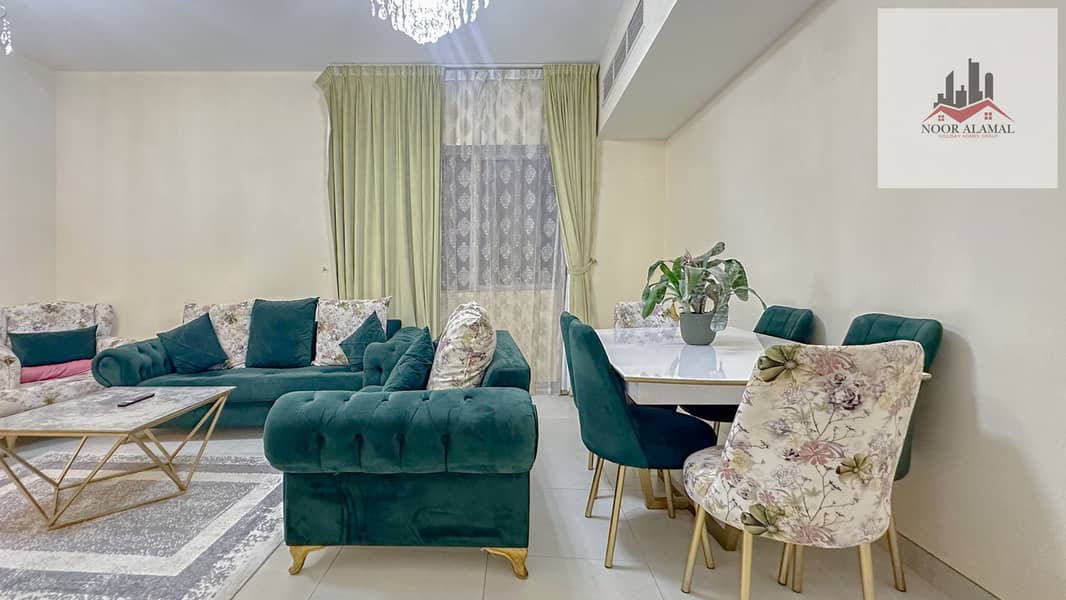 18 e7b9ef12-bae1-4933-a5a0-41e4954e04a0. jpg
