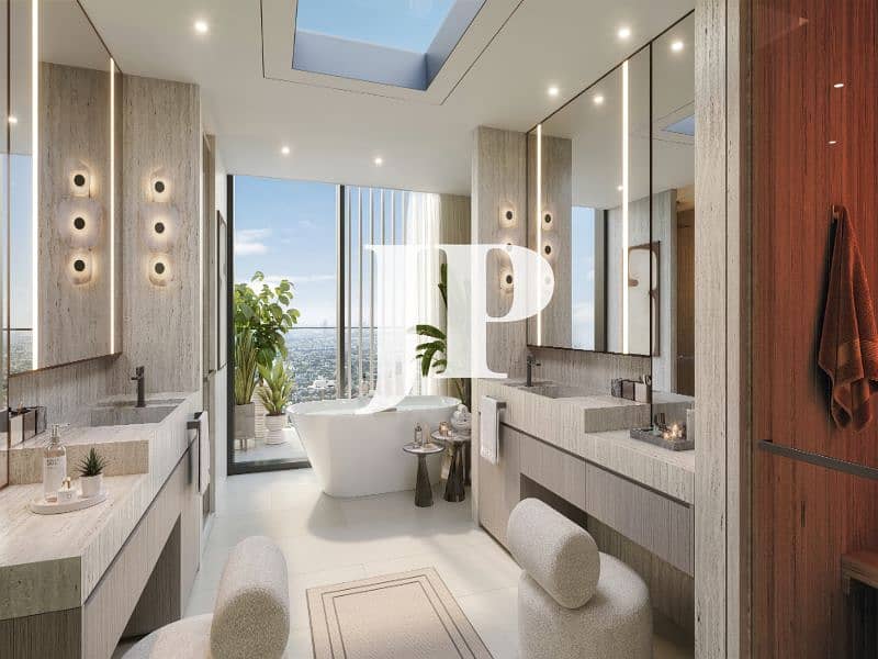 7 Eltiera Views - penthouse bathroom. jpg