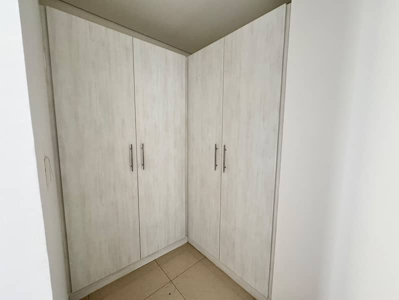 6 296701. jpg