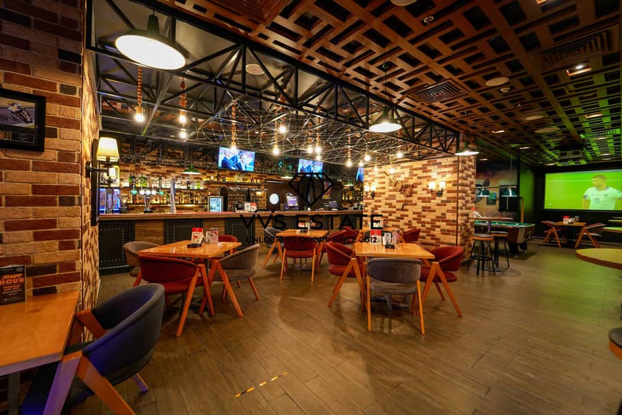 12 Exit Sports Bar (3). jpg