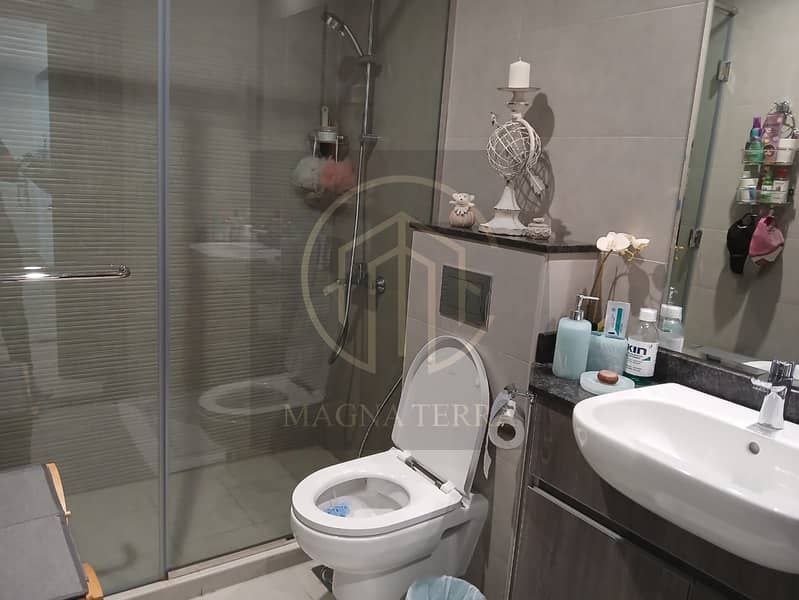 10 bathroom. jpeg
