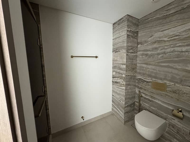 18 WhatsApp Image 2026-04-17 at 4.32. 52 PM (2). jpeg