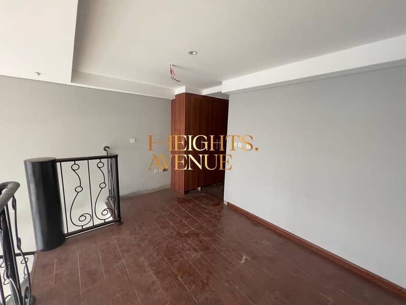 4 photo duplex 5. jpg
