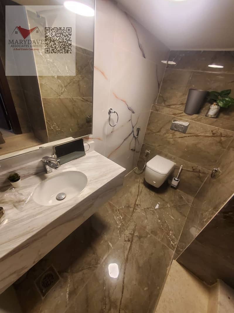 12 3e9646b7-60cc-46ef-8da9-958604d6d23d. jpg