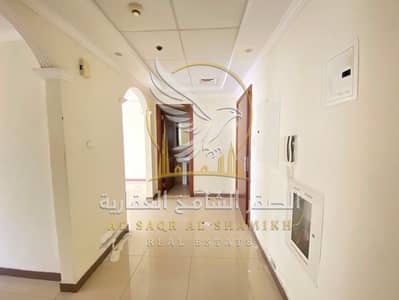 Appartement de 2 chambres à à louer à Al Mahatah, Sharjah - WhatsApp Image 2026-08-01 at 4.46. 15 PM. jpeg Appartement de 2 chambres à à louer à Al Mahatah, Sharjah - WhatsApp Image 2026-08-01 at 4.46. 15 PM. jpeg