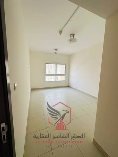 1 habitación Apartamento para en Alquiler en Al Qasimia, Sharjah - d6f51caa-f94a-4686-9176-e2d0c7b1e8e6. jpg 1 habitación Apartamento para en Alquiler en Al Qasimia, Sharjah - d6f51caa-f94a-4686-9176-e2d0c7b1e8e6. jpg