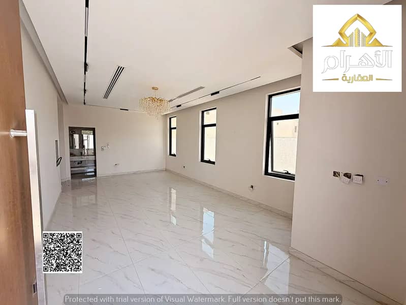 19 854433807-1066x800. jpg