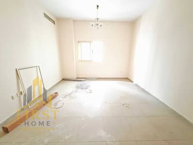 2 Camere Appartamento in Affitto a Al Khan, Sharjah - 34532. jpg