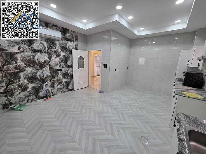 11 454abb6e-cbec-48cf-b4c2-4f30dba744b6. jpg