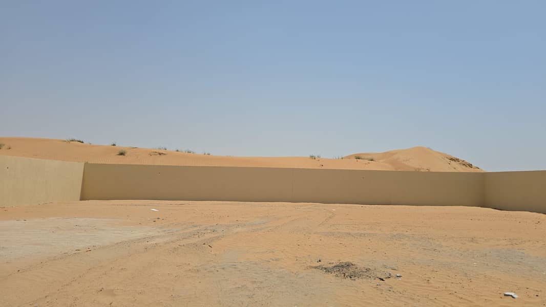 4 10000 sqft land abdulla yousif No Power (5). jpeg