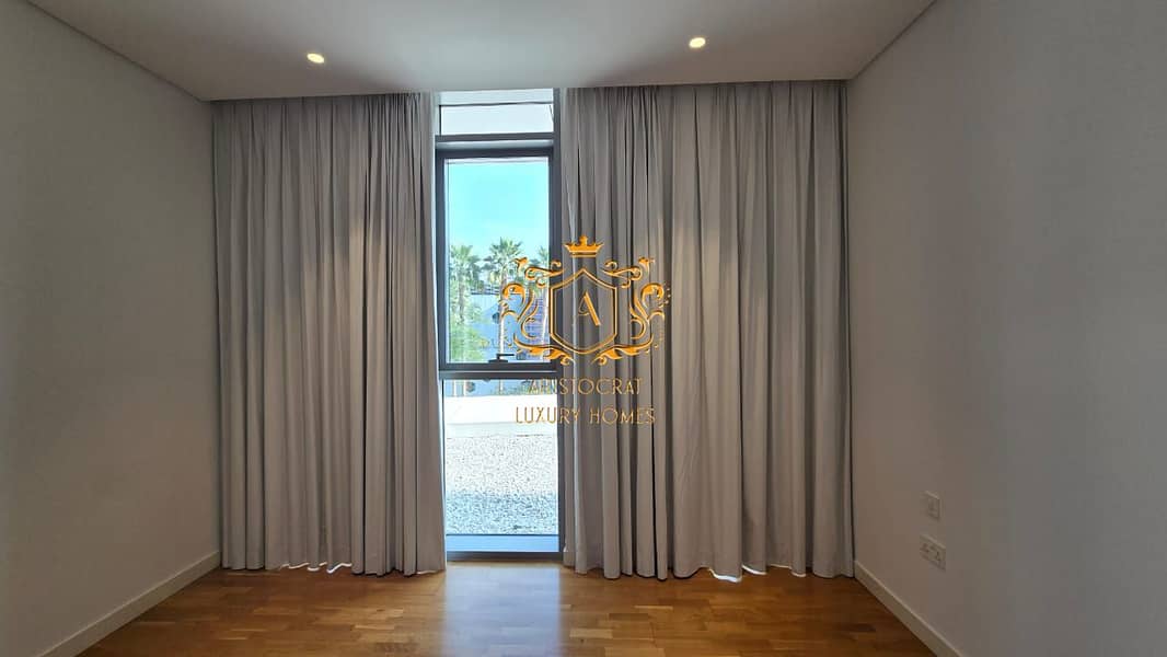 32 Bedroom 02. jpeg