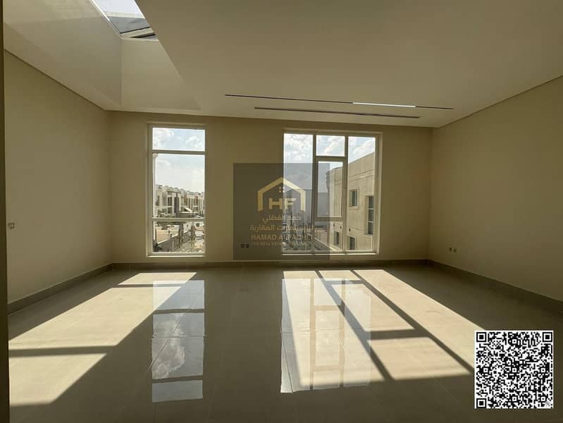 17 WhatsApp Image 2026-08-02 at 11.43. 04 AM (12)-watermark. jpg