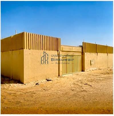 Building de  à à vendre à Al Sajaa Industrial, Sharjah - 361E5504-7D16-4F84-B219-A93B653489D1. jpg