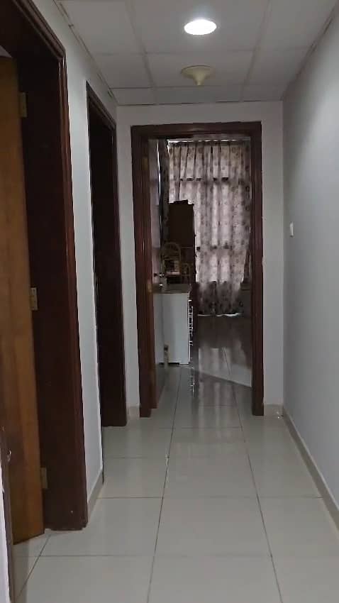 9 1000718372. jpg
