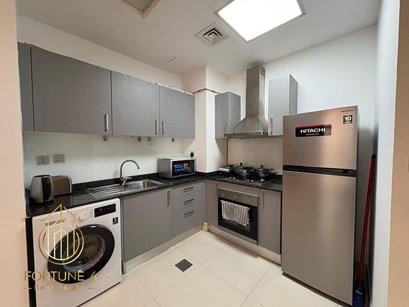 5 PixelBin-AI-Editor-1767778141413. png