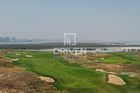 2 Bedroom Flat for Sale in Yas Island, Abu Dhabi - Full Golf View | Rare Duplex 2 w/ Maids | Top View 2 Bedroom Flat for Sale in Yas Island, Abu Dhabi - Full Golf View | Rare Duplex 2 w/ Maids | Top View