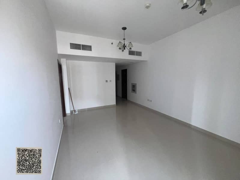 4 26777fcf-9dbf-40ac-9050-087e78cad614. jpg