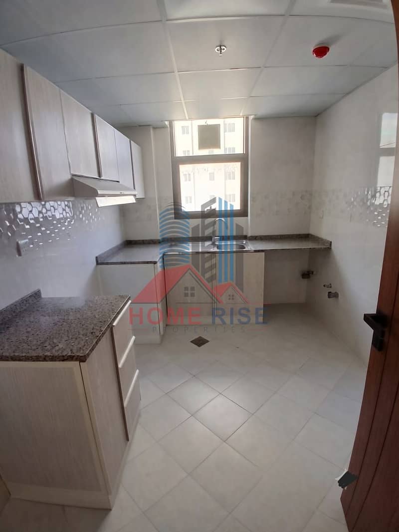 7 b3c99c1d-4131-4243-a8e1-55e7c783e9aa. jpg