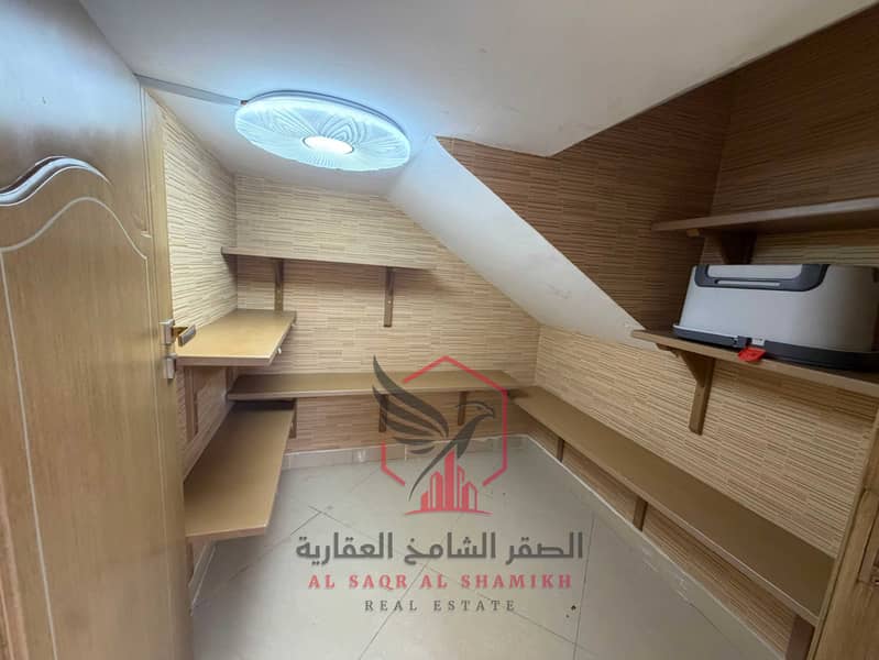 7 7fac547c-18a6-41d1-bed4-8cb69af28c57. jpg