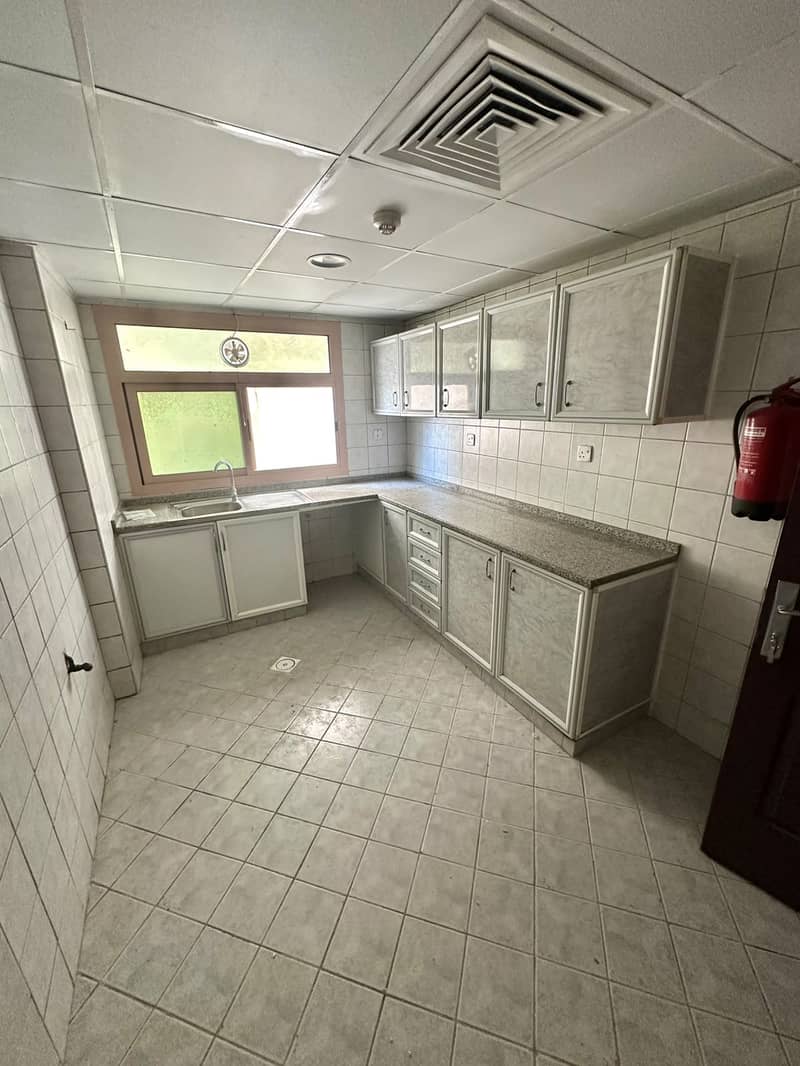 6 39a235ec-df60-498d-bde7-920d76878c0e. jpg