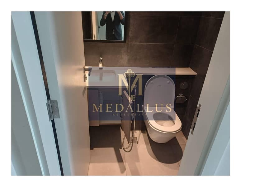 9 Boulevard 3 - 1BHK with 2 Bath & Laundry Room_page-0031. jpg