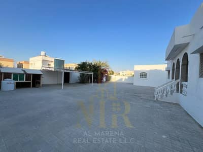 8 Camere Villa in Vendita a Al Rawda, Ajman - WhatsApp Image 2026-07-08 at 23.15. 06 (2). jpeg 8 Camere Villa in Vendita a Al Rawda, Ajman - WhatsApp Image 2026-07-08 at 23.15. 06 (2). jpeg