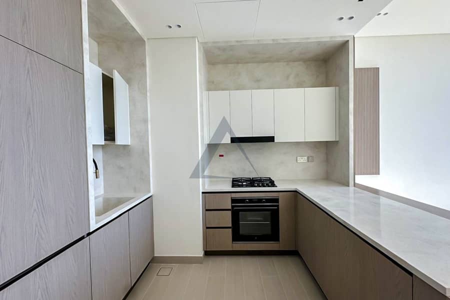 5 Property Image